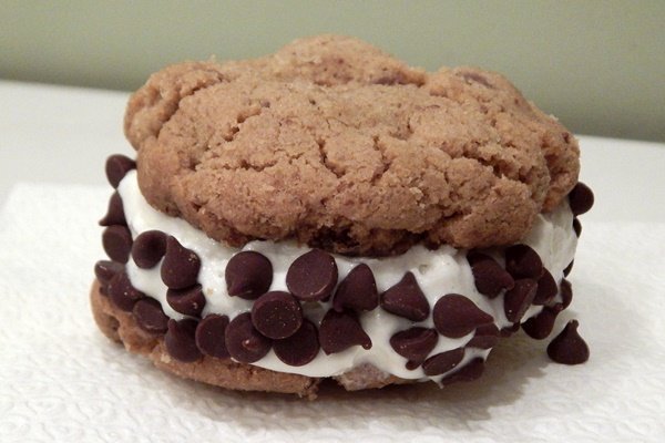 Gluten-free chocolate chip ice cream sandwich recipe